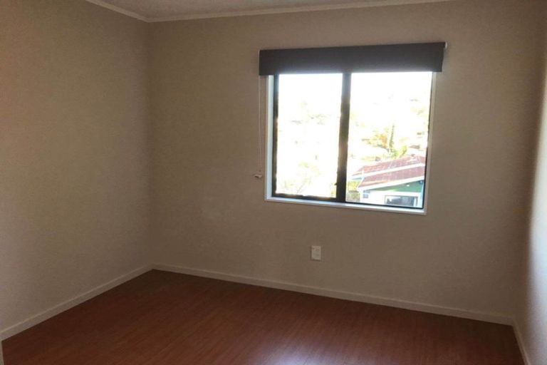 Photo of property in 24 Alidade Place, Massey, Auckland, 0614