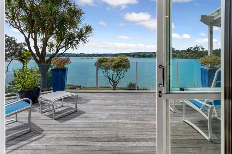 Photo of property in 47 Pohutukawa Avenue, Shelly Park, Auckland, 2014