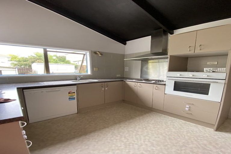 Photo of property in 21 Pukerangi Crescent, Ellerslie, Auckland, 1051