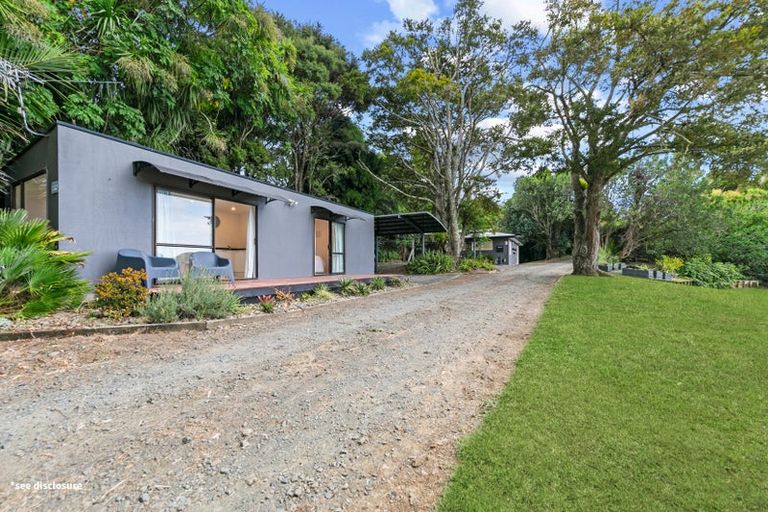Photo of property in 91 Mountain Road, Henderson Valley, Auckland, 0612