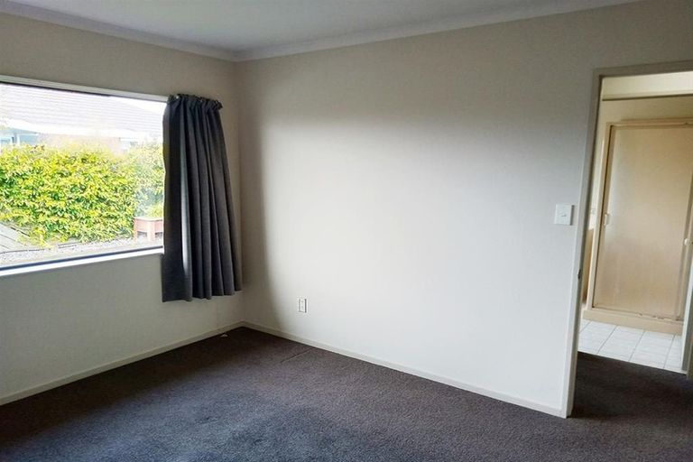 Photo of property in 33 Admiral Crescent, Flagstaff, Hamilton, 3210