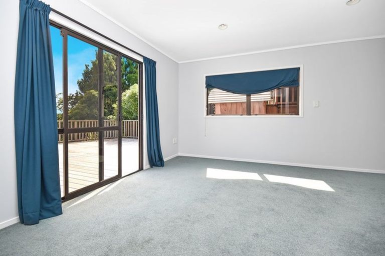 Photo of property in 24 Danbury Drive, Torbay, Auckland, 0630