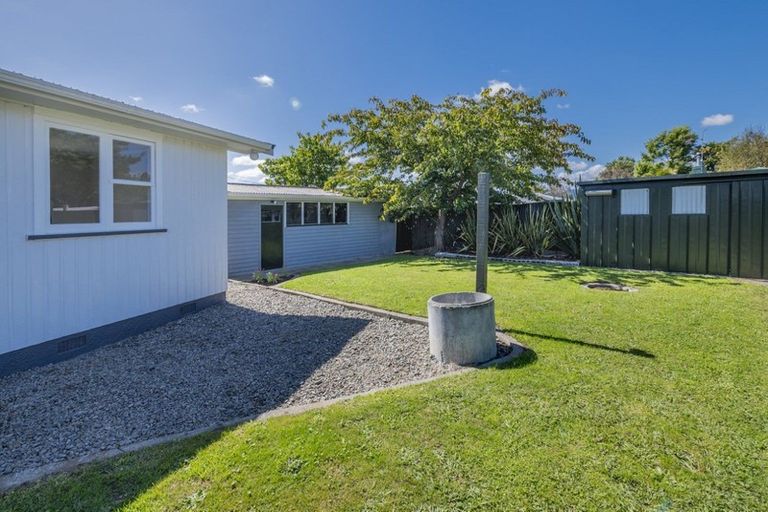 Photo of property in 8 John Street, Levin, 5510