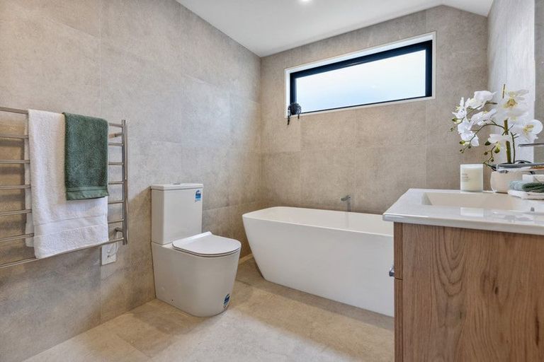 Photo of property in 1/120 Edward Avenue, Edgeware, Christchurch, 8013