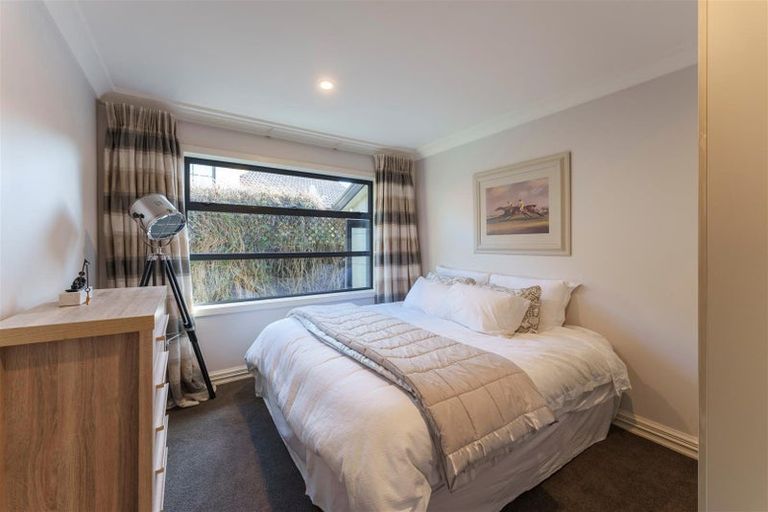 Photo of property in 3 Highgate Avenue, Merivale, Christchurch, 8014