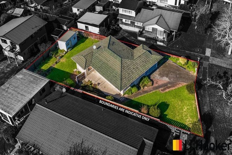 Photo of property in 236 Queen Street, Pukekohe, 2120