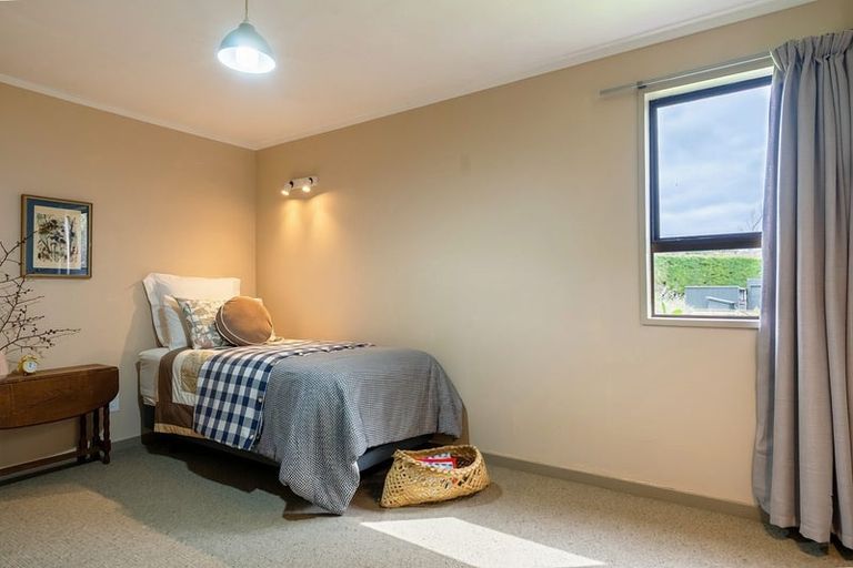 Photo of property in 119 Paekakariki Hill Road, Pauatahanui, Porirua, 5381