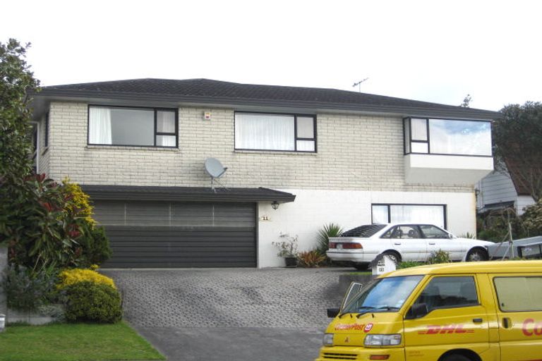 Photo of property in 11 Saint Ives Grove, Whalers Gate, New Plymouth, 4310