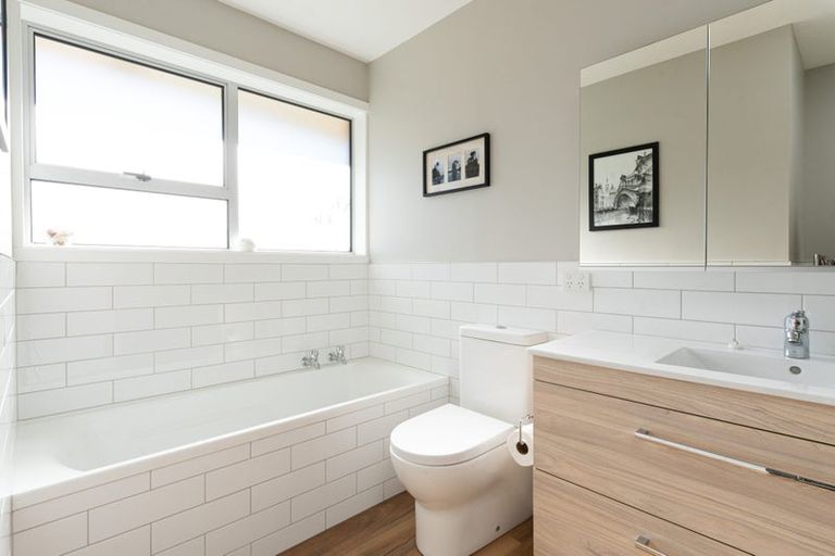 Photo of property in 261 Kennedys Bush Road, Kennedys Bush, Christchurch, 8025