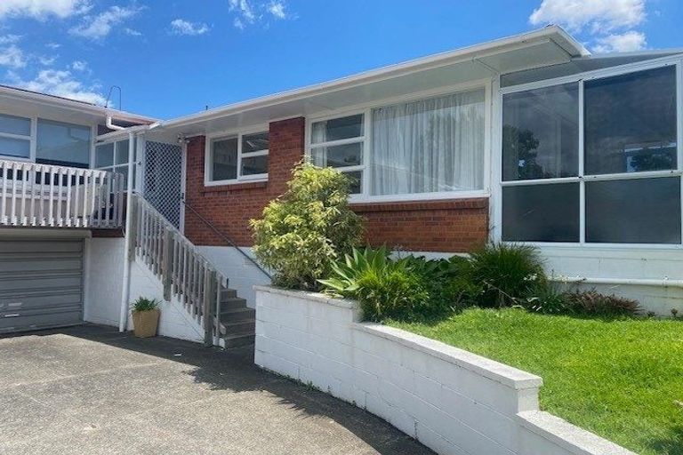 Photo of property in 4/240 Hurstmere Road, Takapuna, Auckland, 0622
