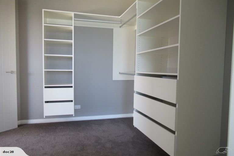 Photo of property in 8 Waitemata Drive, One Tree Point, 0118