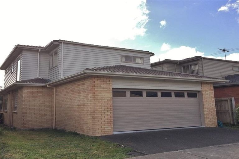 Photo of property in 13 Agapanthus Place, Flat Bush, Auckland, 2016