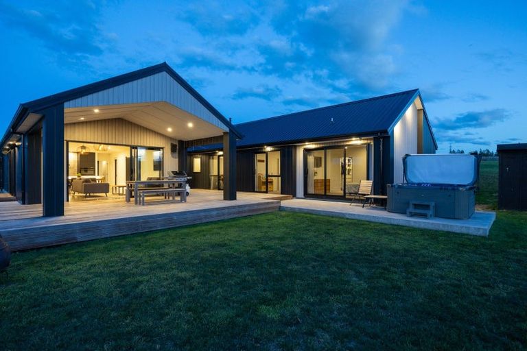 Photo of property in 3 Castlebridge Lane, Aokautere, Palmerston North, 4471