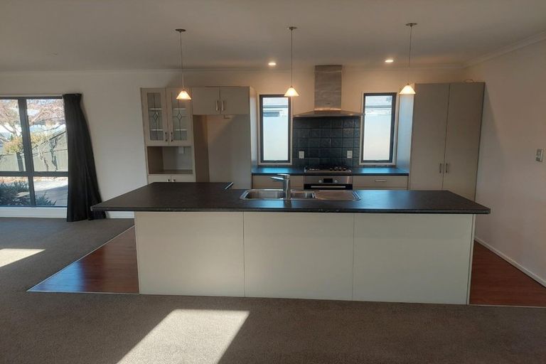 Photo of property in 5 Excalibur Place, Burwood, Christchurch, 8083