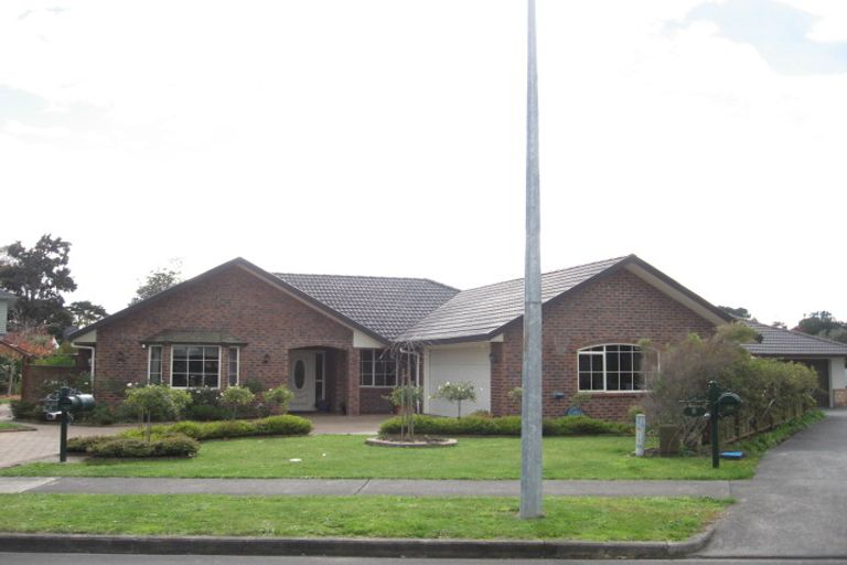 Photo of property in 6 Crannich Place, Wattle Downs, Auckland, 2103