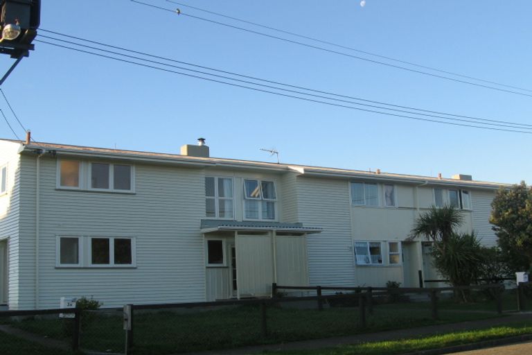 Photo of property in 3a-d Miranda Street, Cannons Creek, Porirua, 5024