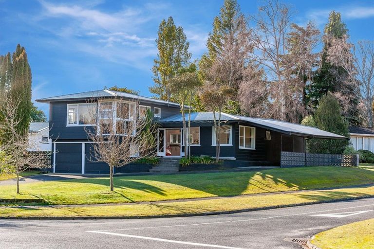 Photo of property in 77 Marina Terrace, Kinloch, Taupo, 3377