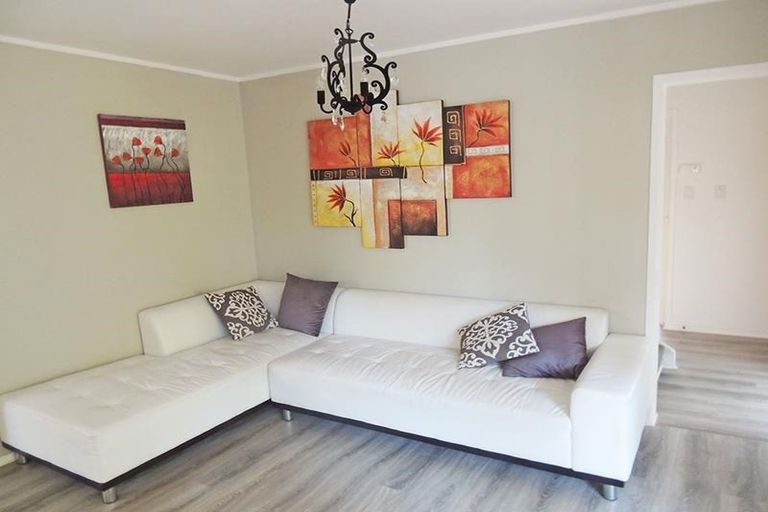 Photo of property in 50 Redcrest Avenue, Red Hill, Papakura, 2110