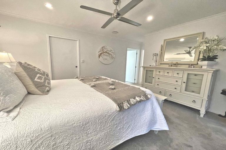 Photo of property in 21 Amsharlo Drive, Kerikeri, 0230