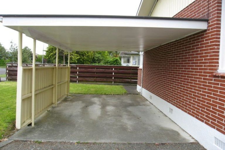 Photo of property in 44 Pitama Road, Awapuni, Palmerston North, 4412