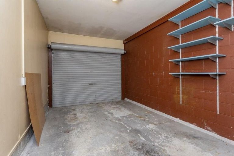 Photo of property in 4/90 Lynwood Road, New Lynn, Auckland, 0600