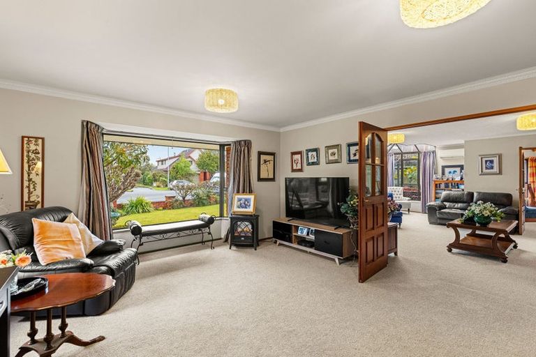 Photo of property in 33 Cherrywood Place, Redwood, Christchurch, 8051