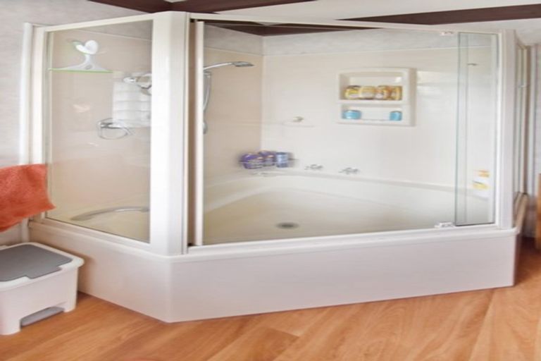 Photo of property in 30 Black Peak Road, Omarama, 9412