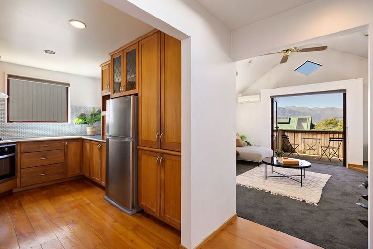 Photo of property in 22b Evergreen Place, Sunshine Bay, Queenstown, 9300