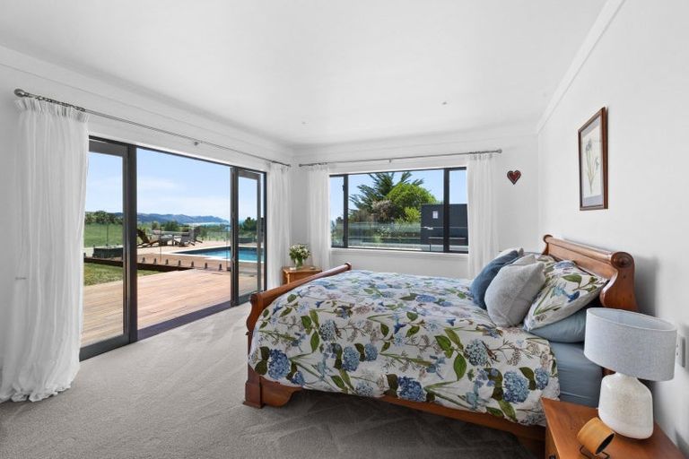 Photo of property in 63 Waipuka Road, Waimarama, Havelock North, 4294