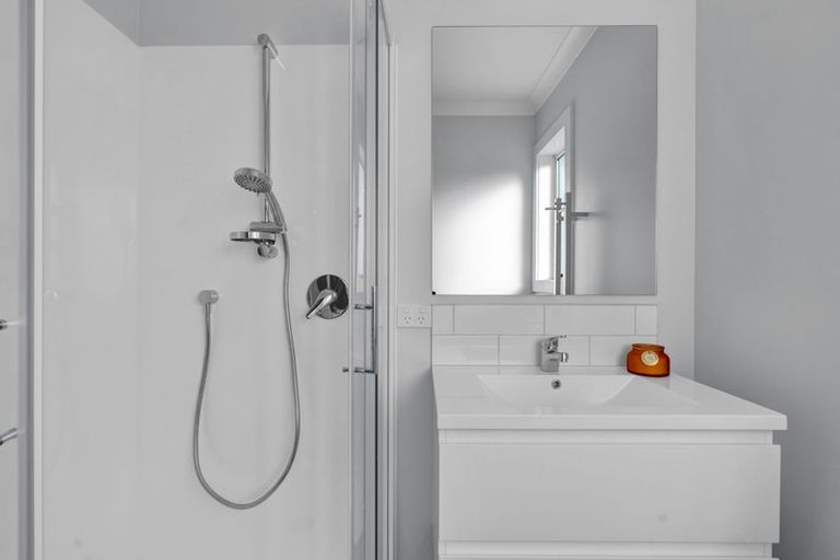 Photo of property in 20a Maple Crescent, Whalers Gate, New Plymouth, 4310