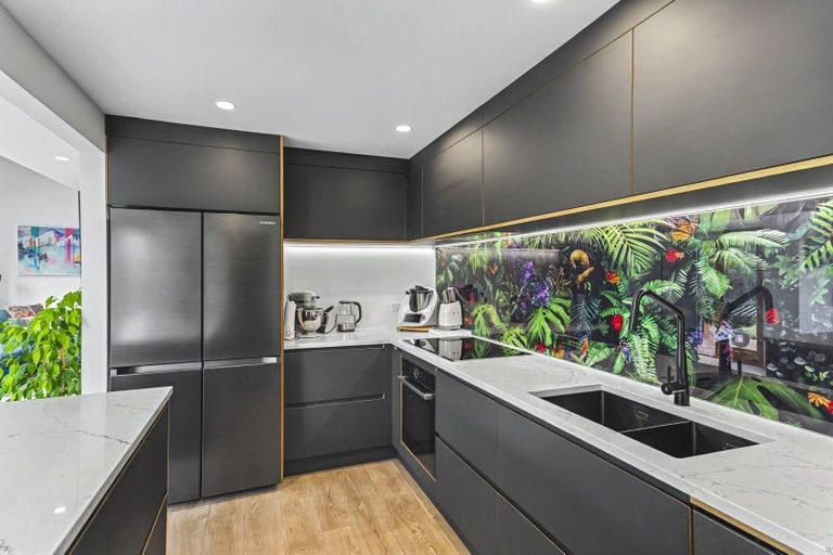 Photo of property in 15 Whyte Street, Paraparaumu Beach, Paraparaumu, 5032