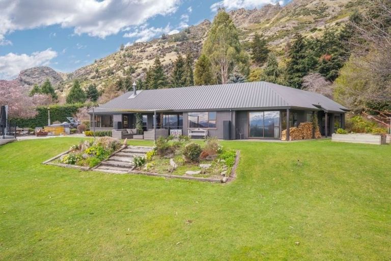 Photo of property in 571 Mount Barker Road, Wanaka, 9382