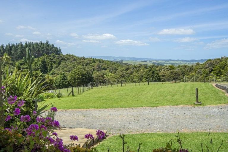 Photo of property in 137 Mcdonnell Road, Mangapai, Whangarei, 0178