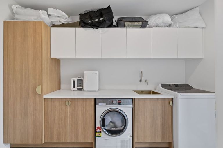 Photo of property in 589 Kent Road, Korito, New Plymouth, 4371