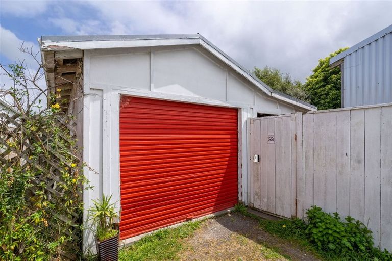 Photo of property in 75 Lincoln Road, Masterton, 5810