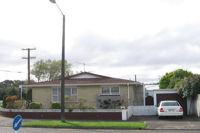 Photo of property in 26 Percy Cameron Street, Avalon, Lower Hutt, 5011