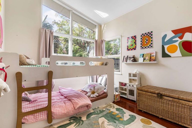 Photo of property in 7 Maugham Drive, Bucklands Beach, Auckland, 2014