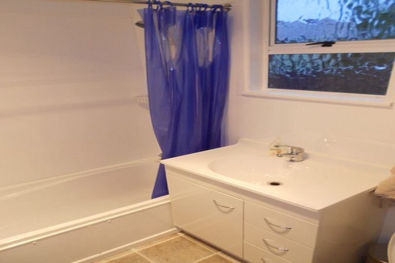 Photo of property in 37 Benmore Avenue, Cloverlea, Palmerston North, 4412