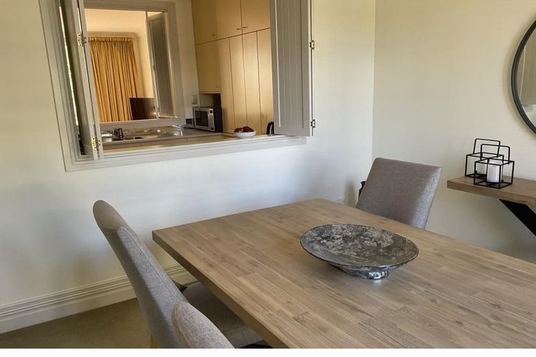 Photo of property in 154 Tinakori Road, Thorndon, Wellington, 6011