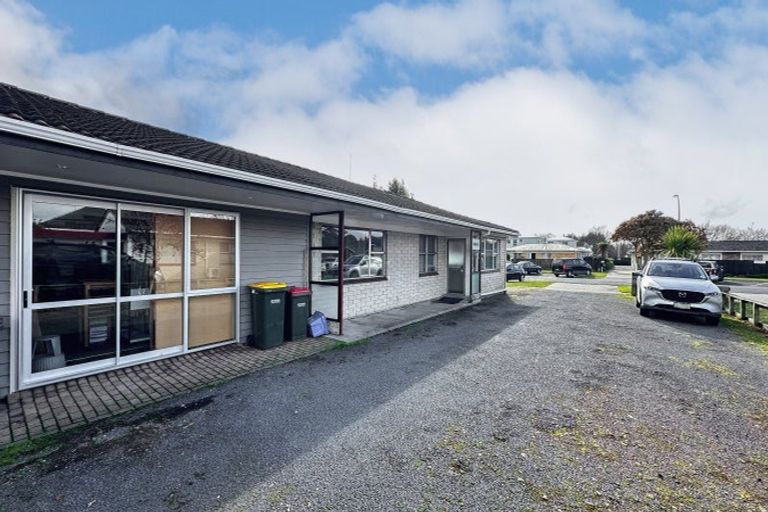 Photo of property in 1452a Hinemoa Street, Rotorua, 3010