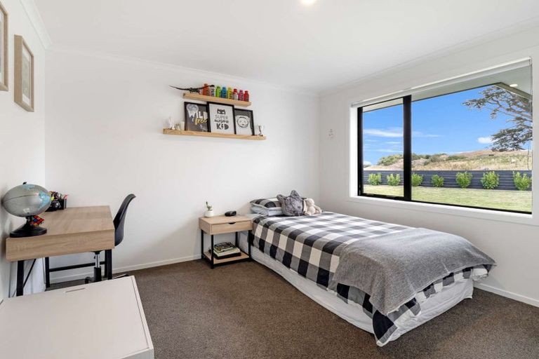 Photo of property in 44 Tirimoana Place, Otamatea, Whanganui, 4501