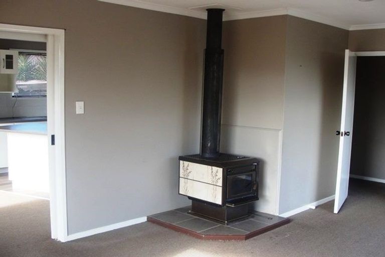 Photo of property in 9 Aileen Place, Nawton, Hamilton, 3200