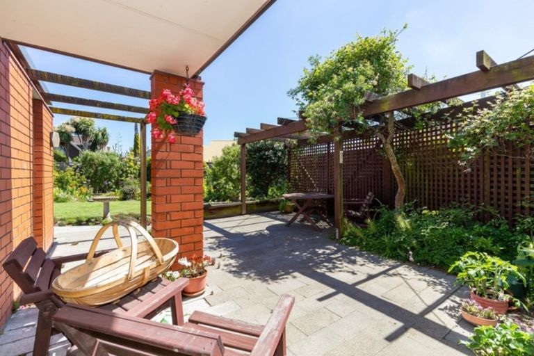 Photo of property in 8 Bencard Place, Hoon Hay, Christchurch, 8025