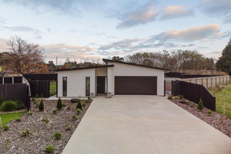 Photo of property in 37 Marine Corps Drive, Solway, Masterton, 5810