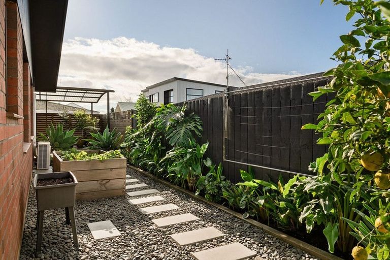 Photo of property in 2/419 Maunganui Road, Mount Maunganui, 3116