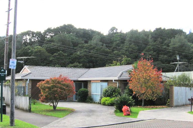 Photo of property in 8 Obelin Close, Albany, Auckland, 0632