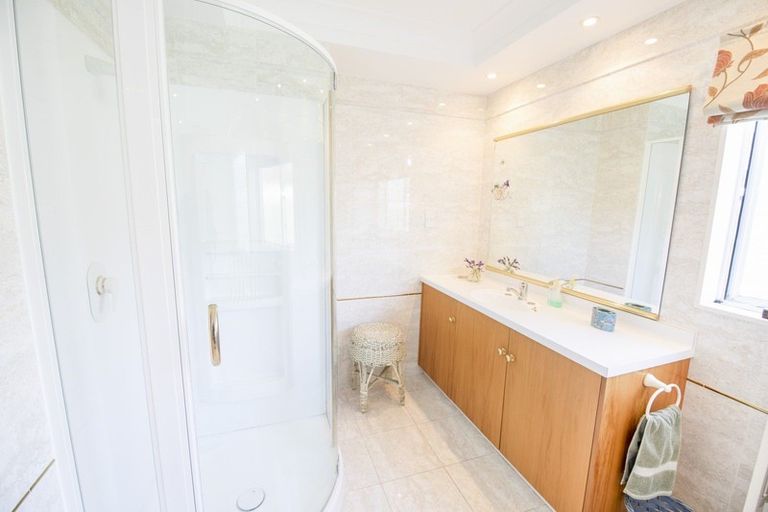 Photo of property in 128 Avenue Road, Greenmeadows, Napier, 4112