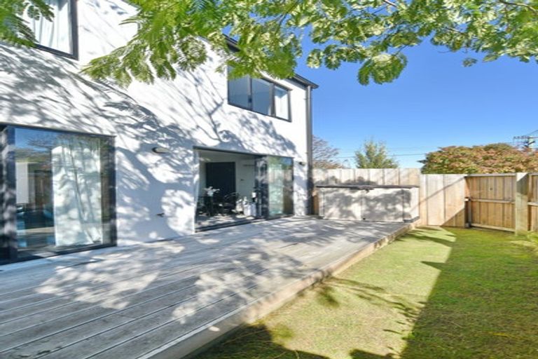 Photo of property in 3/7 Hume Street, Sydenham, Christchurch, 8023