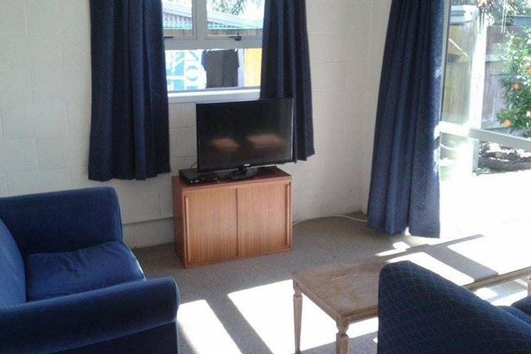 Photo of property in 12 Lerwick Street, Tamatea, Napier, 4112