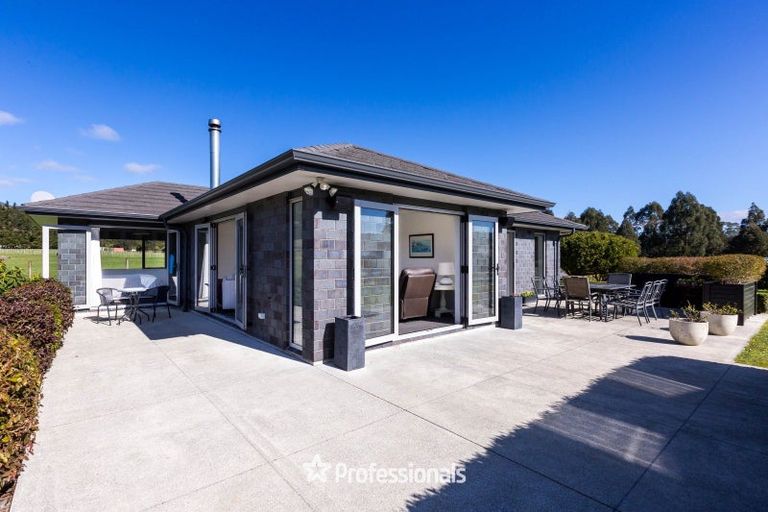 Photo of property in 112 Parkes Line Road, Maymorn, Upper Hutt, 5018